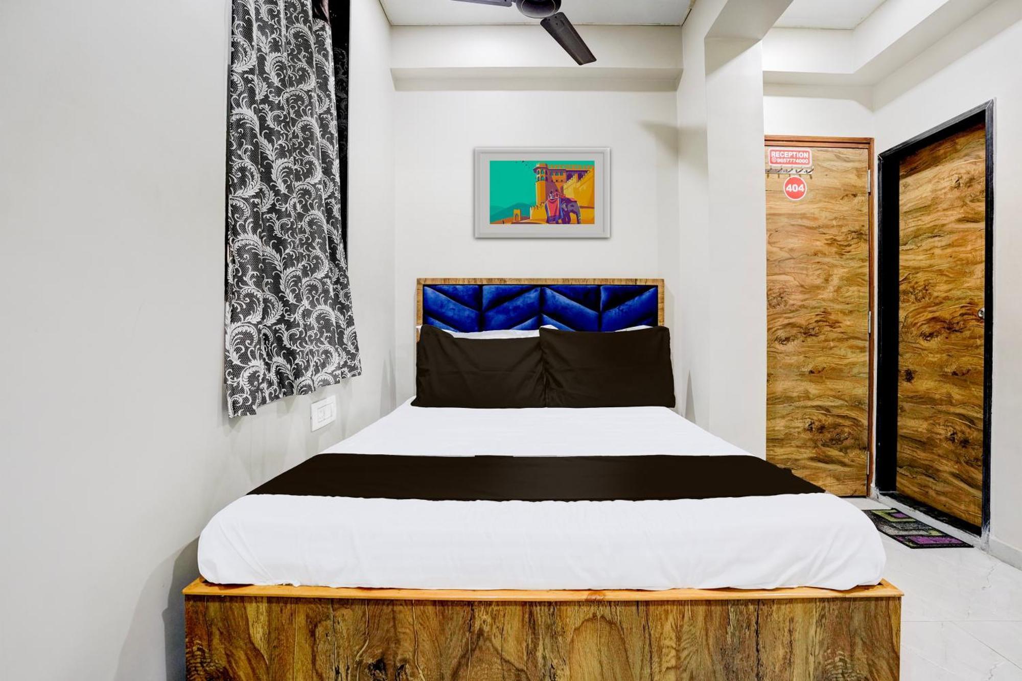 Super Hotel O Divine Fine Dine Lodging And Boarding Kalyān Extérieur photo