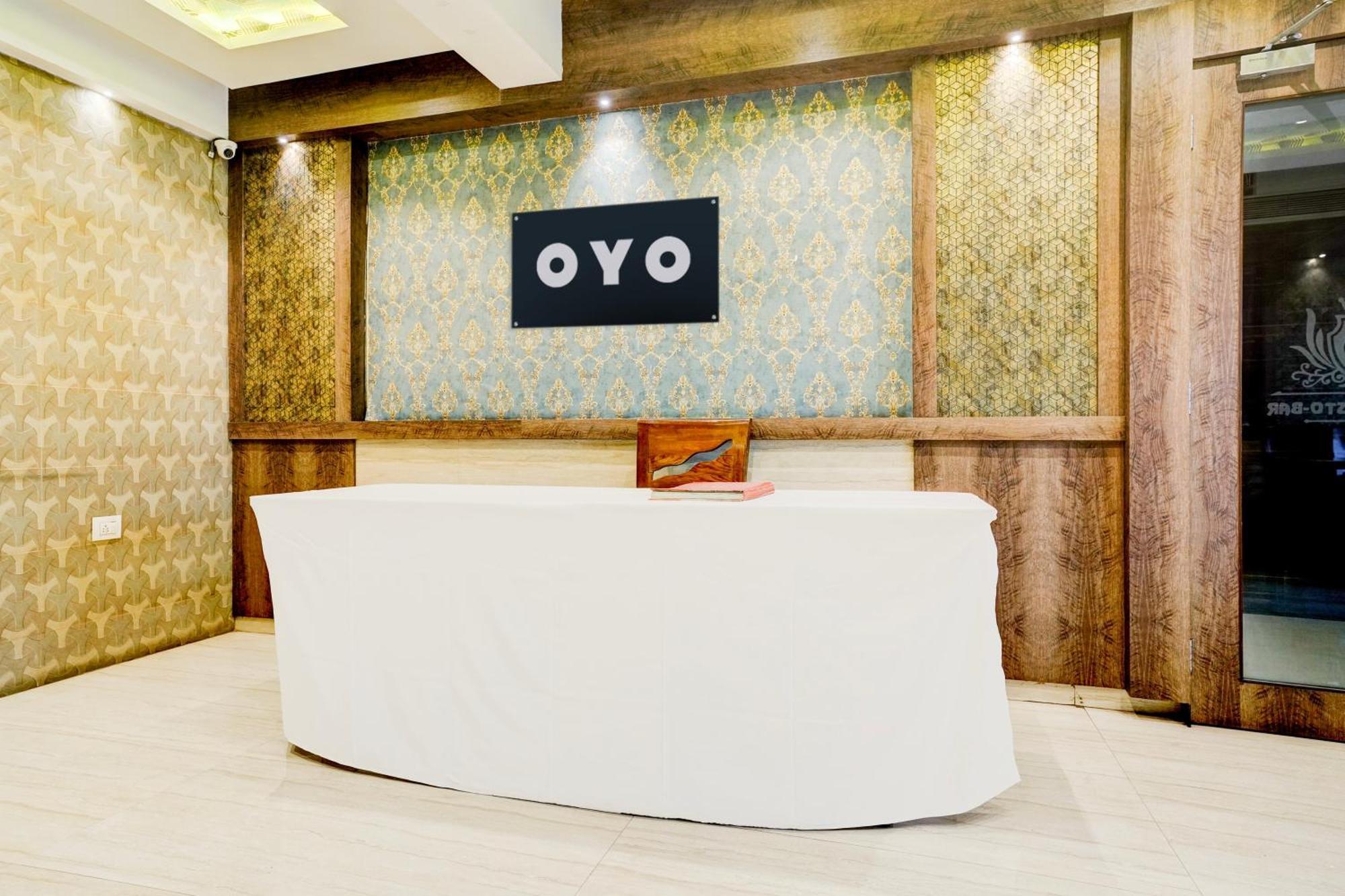 Super Hotel O Divine Fine Dine Lodging And Boarding Kalyān Extérieur photo